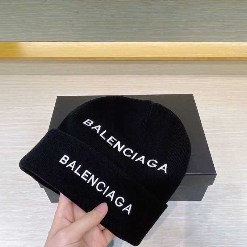 BALENCIAGA